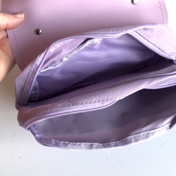 Cute And Fun Stationery Organizer With Detachable Pendant - Picture 3 of 8